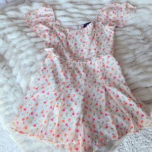 Flirty spring romper🌟